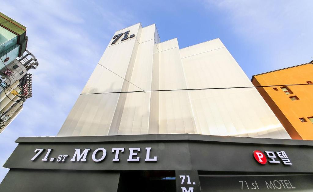 71 Street Motel Suwon Exterior foto